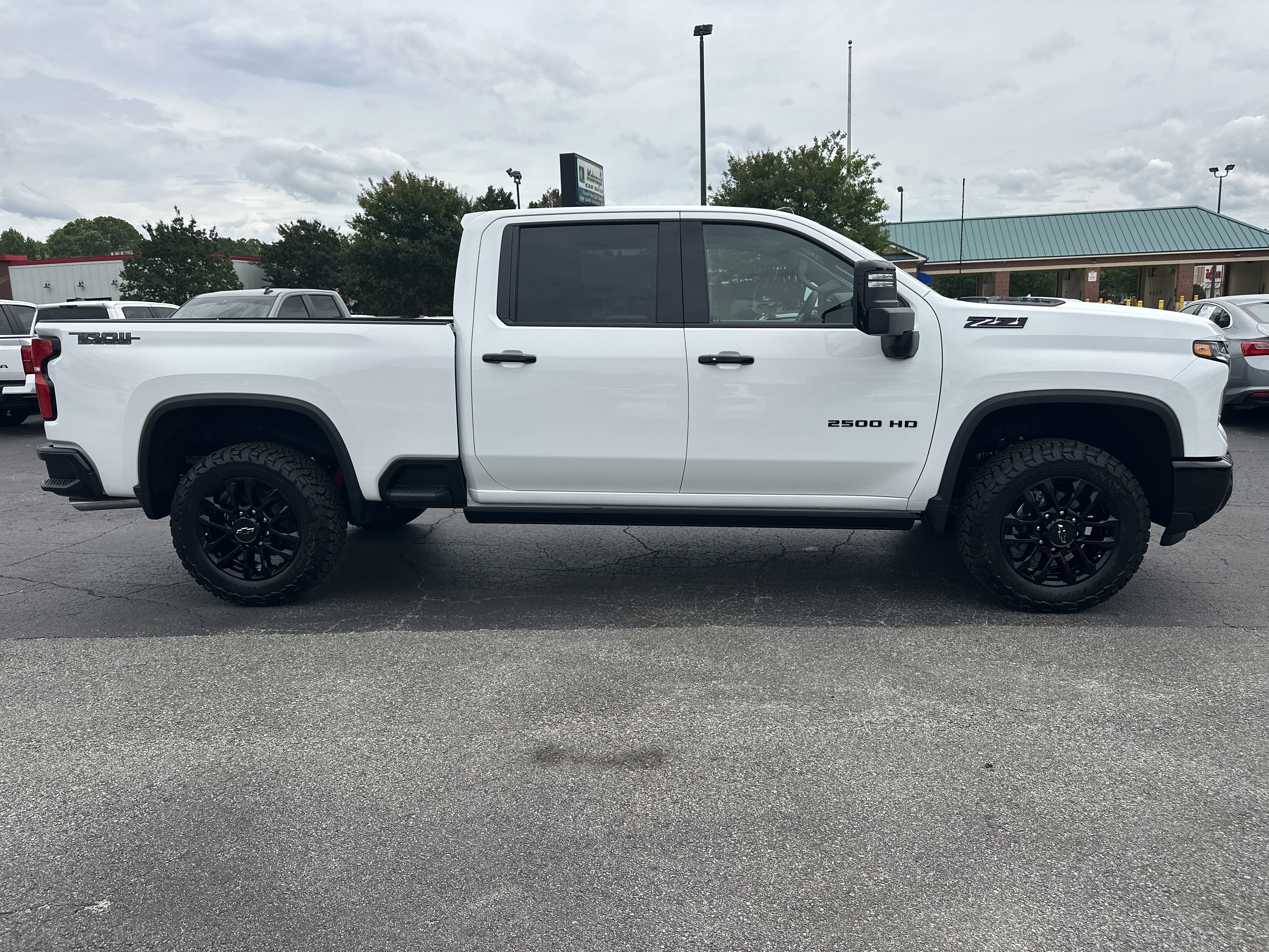 2026 Chevrolet Silverado 2500 HD LTZ - Photo 9