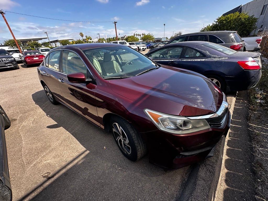 Used 2016  Honda LX image 7