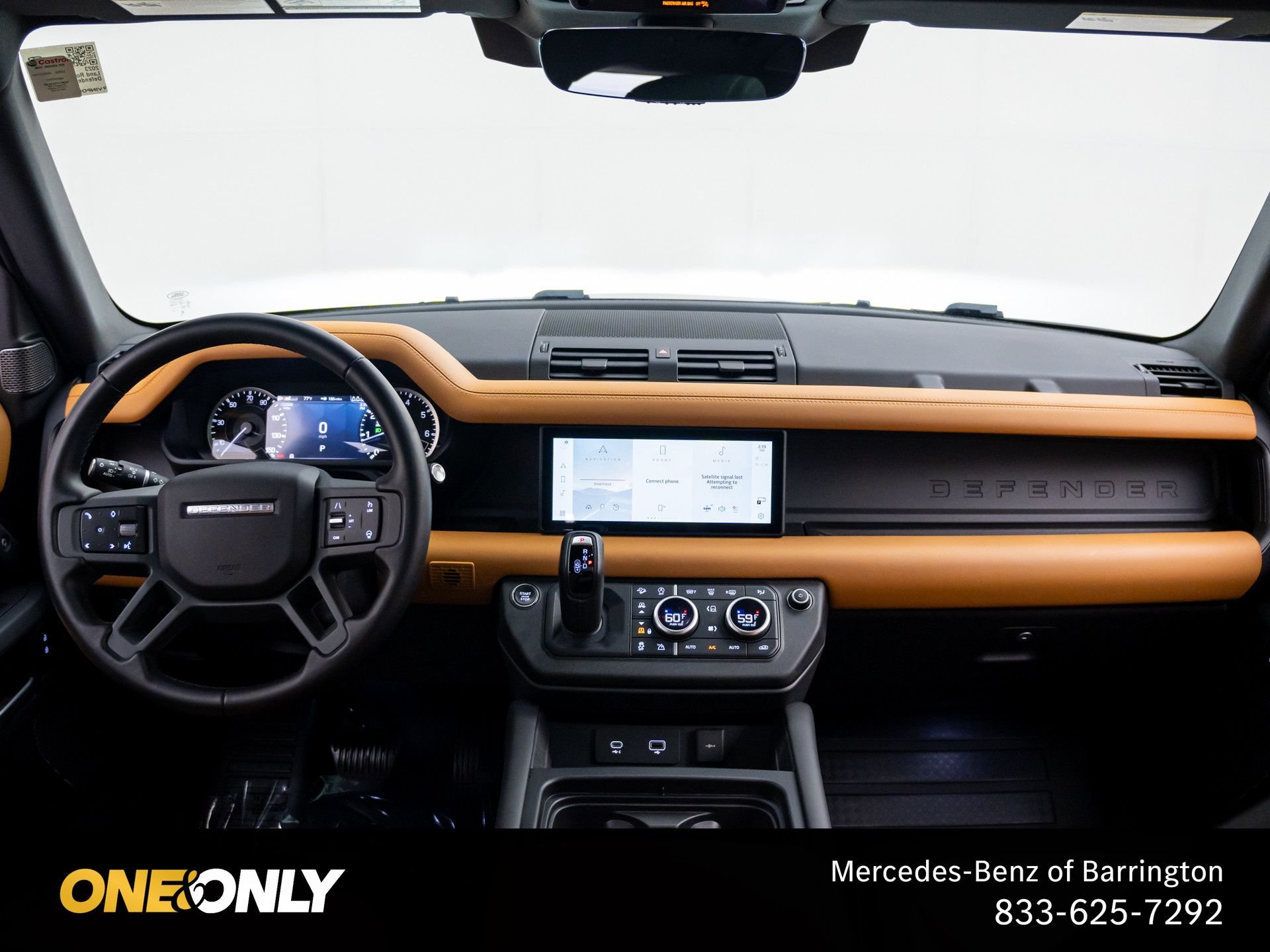 Used 2023 Gray Land Rover X-Dynamic SE image 10