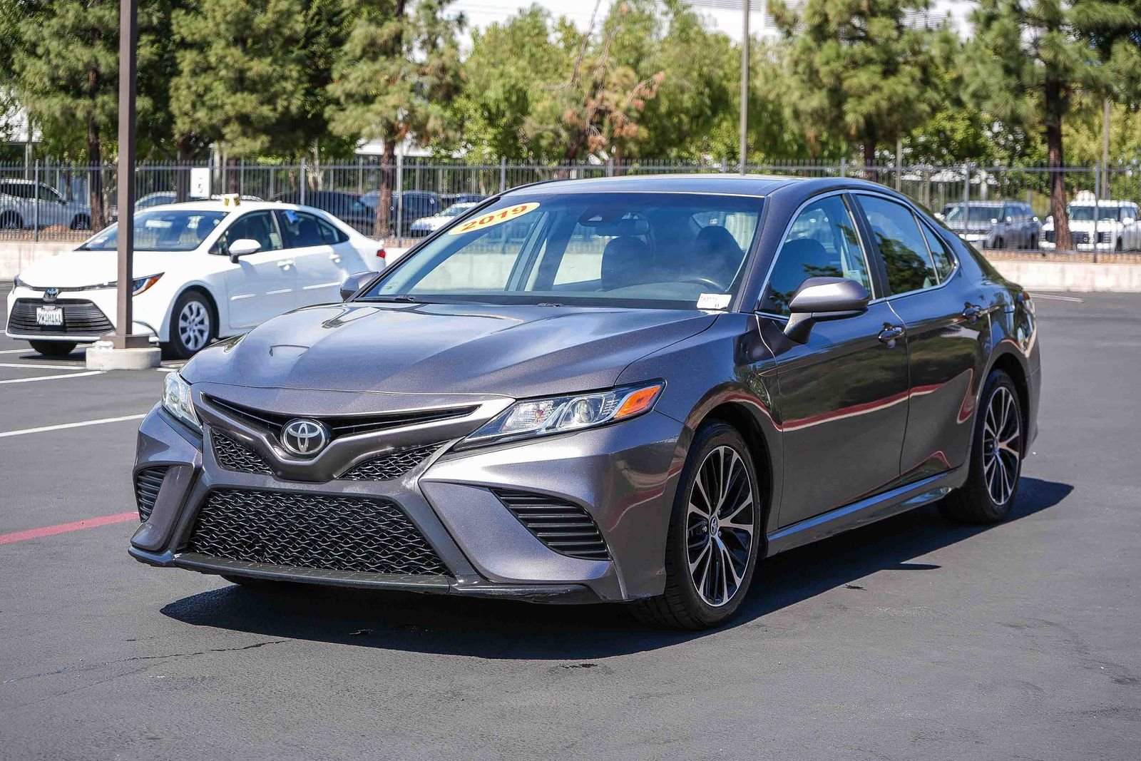 Used 2019 Gray Toyota SE image 3