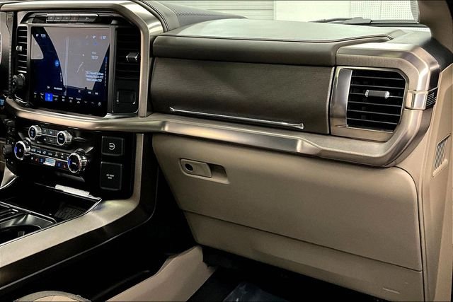 Used 2024 Agate Black Metallic Ford Platinum image 20