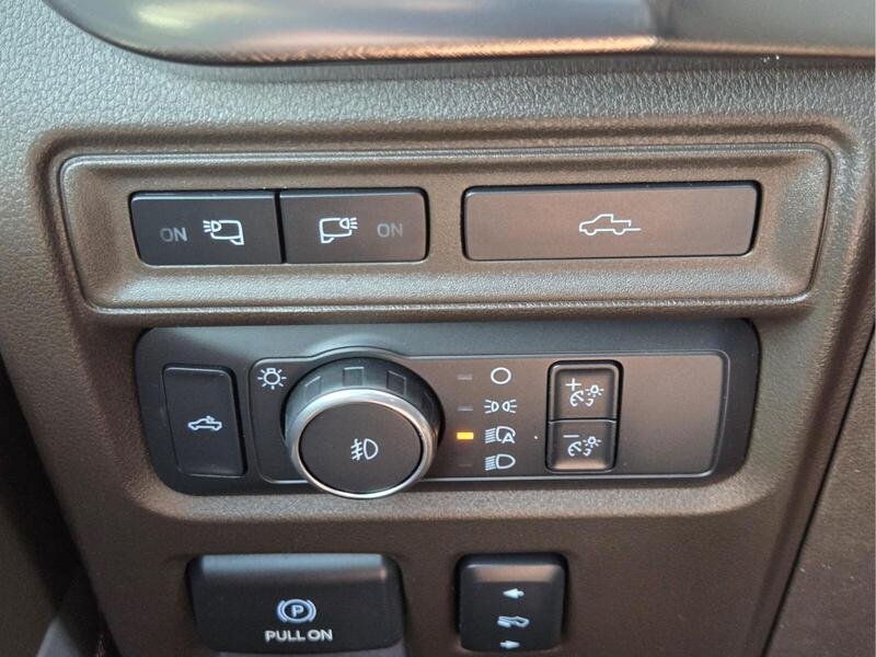 Used 2021 Agate Black Metallic FORD KING RANCH 4WD SUPERCREW 5.5