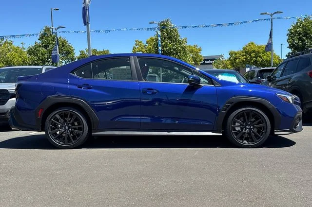 New 2026 SAPPHIRE BLUE PEARL Subaru Limited image 3