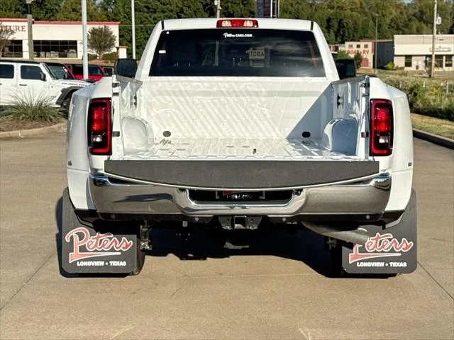 New 2026 Bright White Clear-Coat Exterior Paint RAM Tradesman image 22