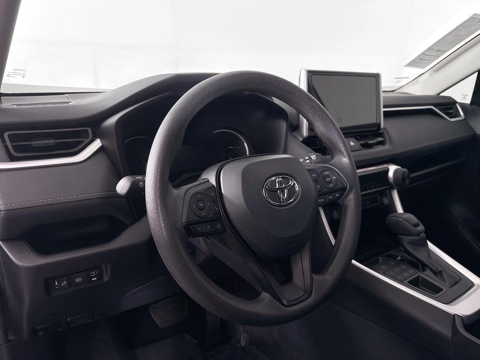 Certified Used 2025 Silver Sky Metallic Toyota LE image 4