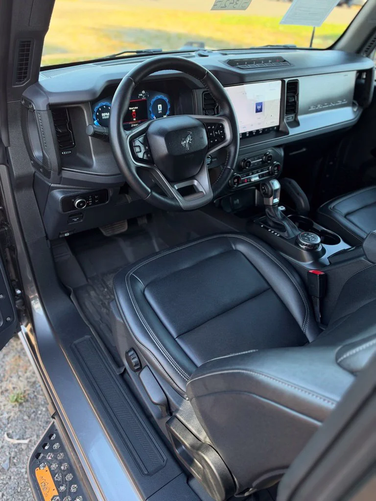 Used 2025 Gray Metallic Ford Badlands image 32