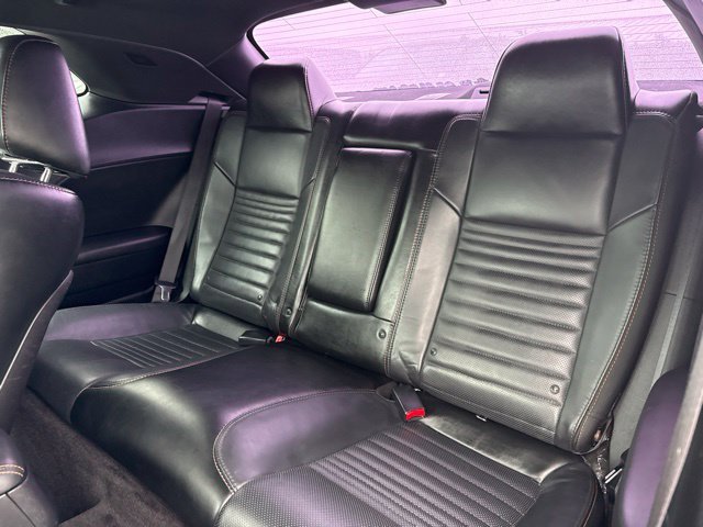 Used 2016 Pitch Black Clearcoat Dodge R/T Plus Shaker image 21