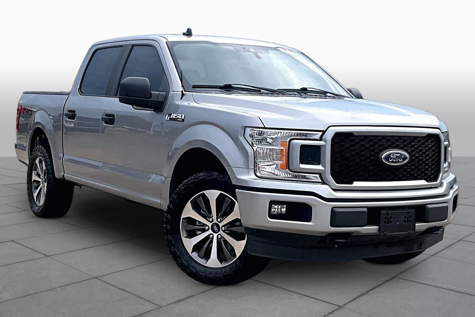 Used 2020 Iconic Silver Metallic Ford XL image 3