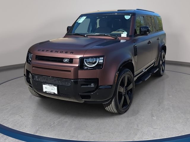 2026 Land Rover Defender 130 X-Dynamic SE