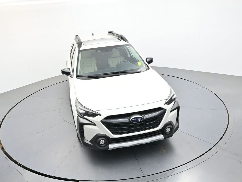 Used 2025 Crystal White Pearl Subaru Limited image 28