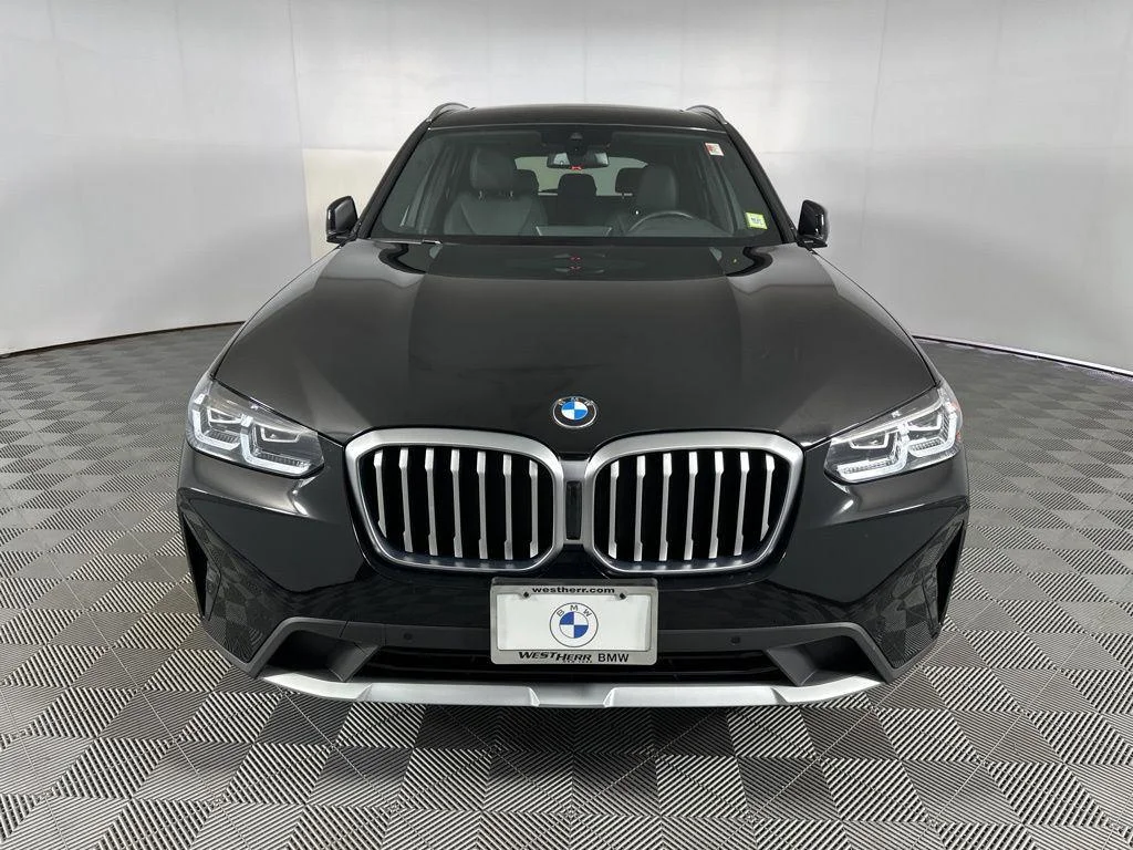 Used 2024 Jet Black BMW xDrive30i image 7