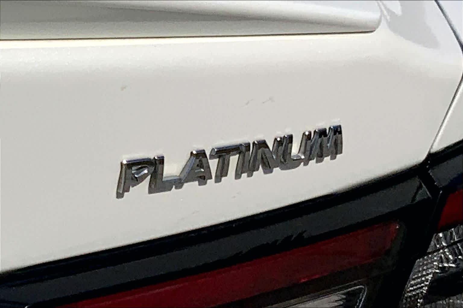 Certified Used 2019 Pearl White Tricoat Nissan Platinum image 10