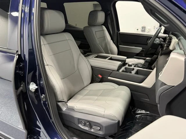 Used 2026  Toyota Limited image 38