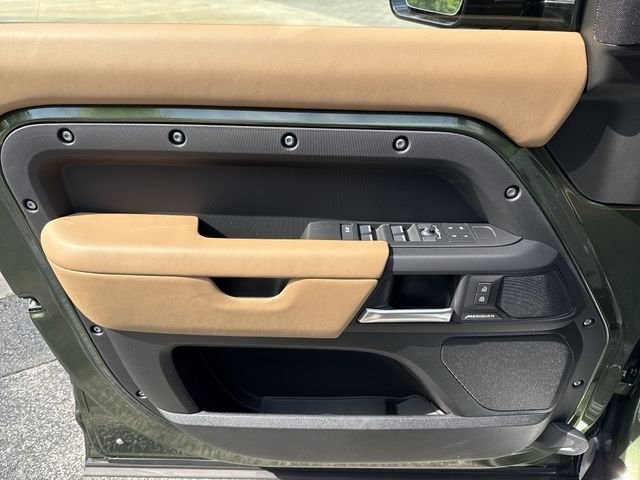 New 2026 Woolstone Green LAND ROVER S image 12