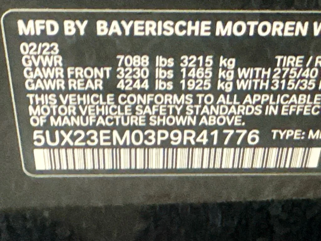 Used 2023 Black BMW xDrive40i image 31