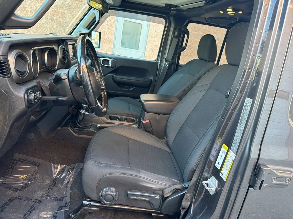 Used 2020 Gray Jeep Sport image 13