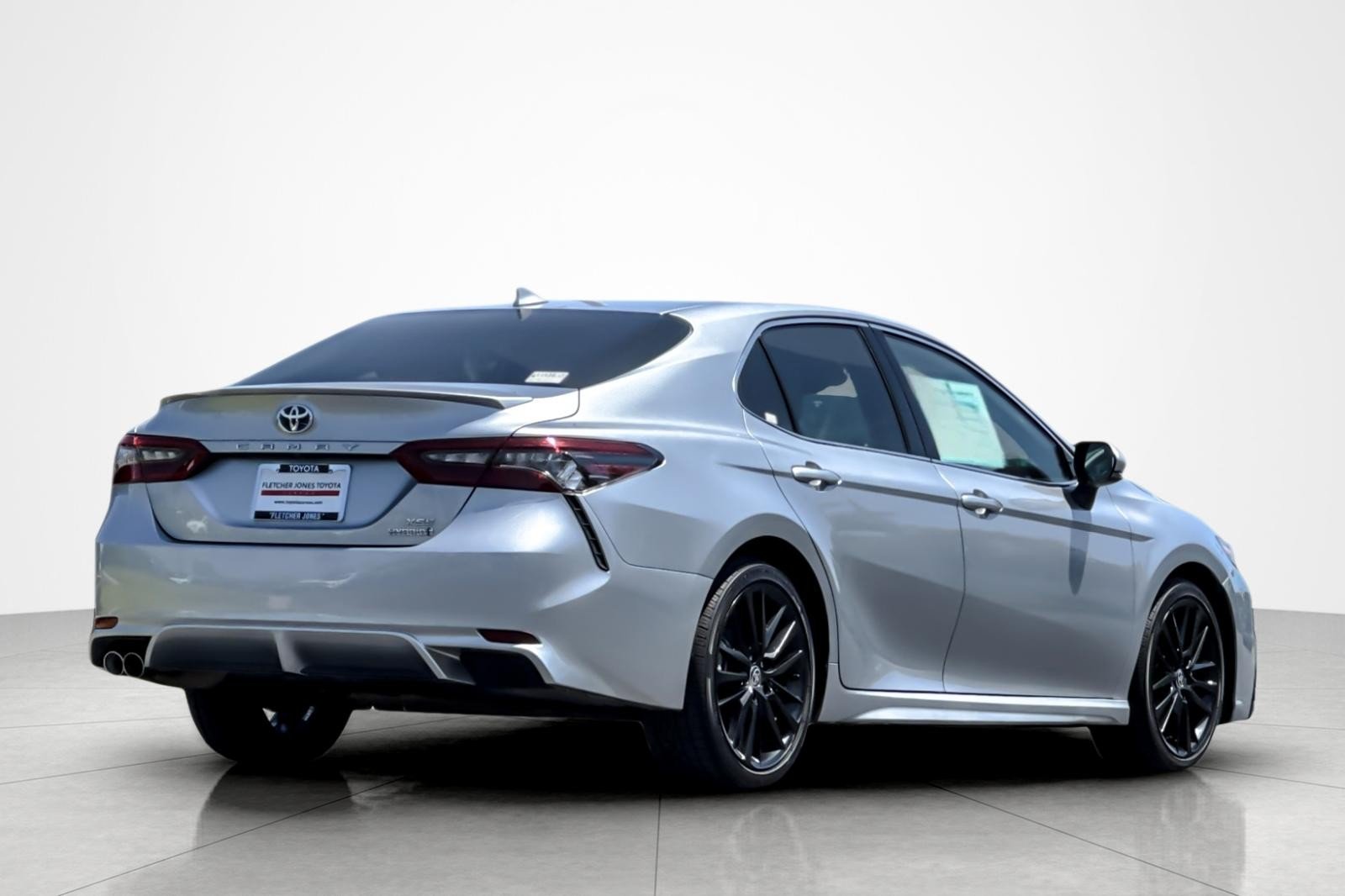Used 2022 CELESTIAL SILVER MET Toyota Hybrid XSE image 5