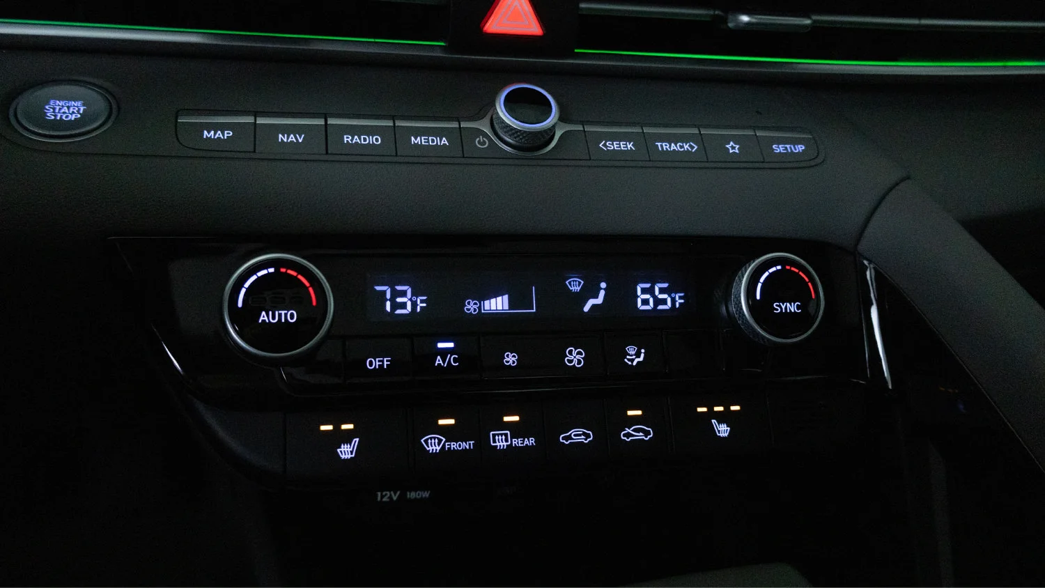 Used 2025 White Hyundai SEL Convenience image 15