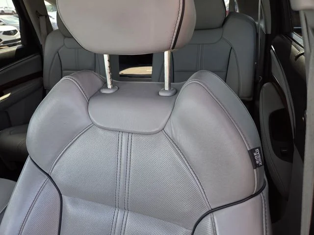 Used 2017 Silver Acura w/Advance Pkg image 14