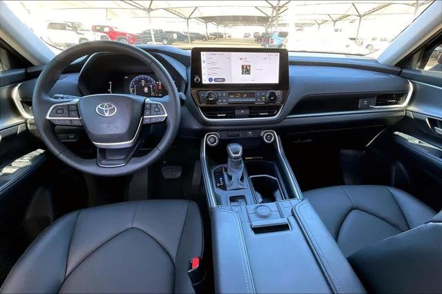 Certified Used 2025 BLUEPRINT Toyota  image 14