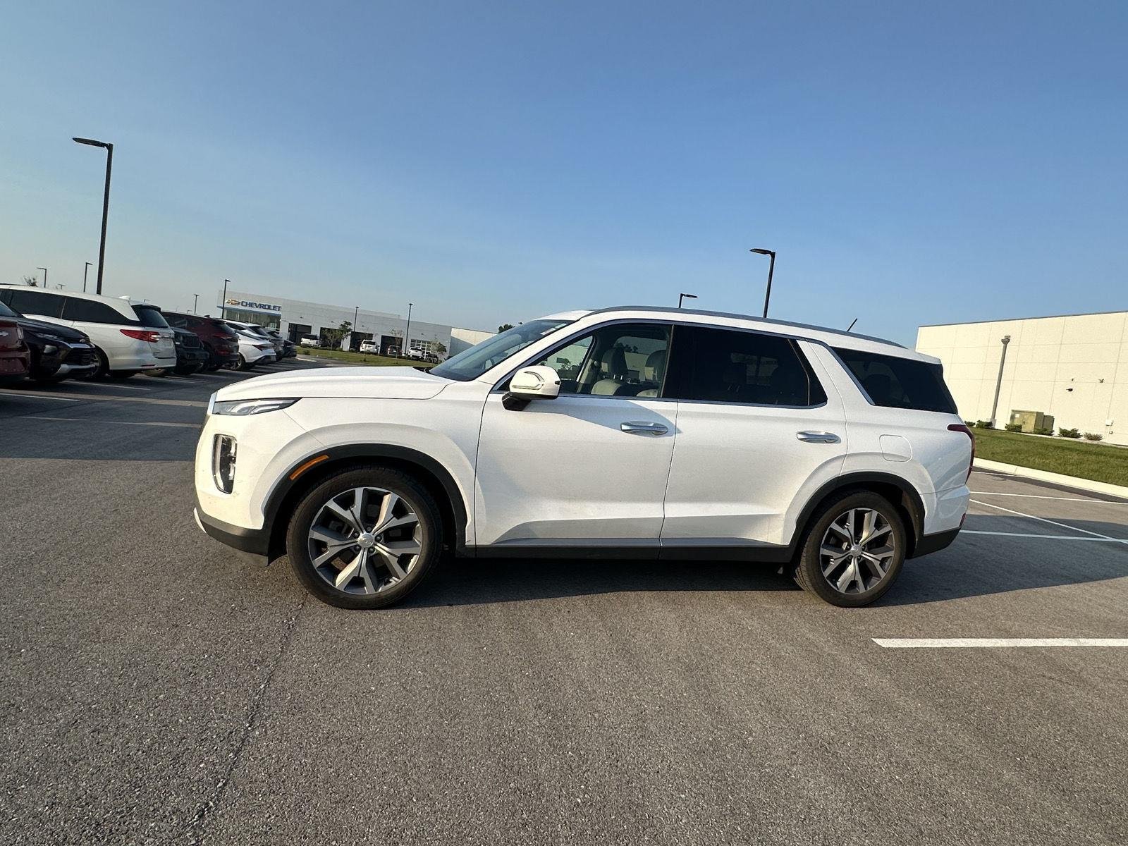 Used 2020 Hyundai Palisade SEL with VIN KM8R3DHE3LU100589 for sale in Kansas City