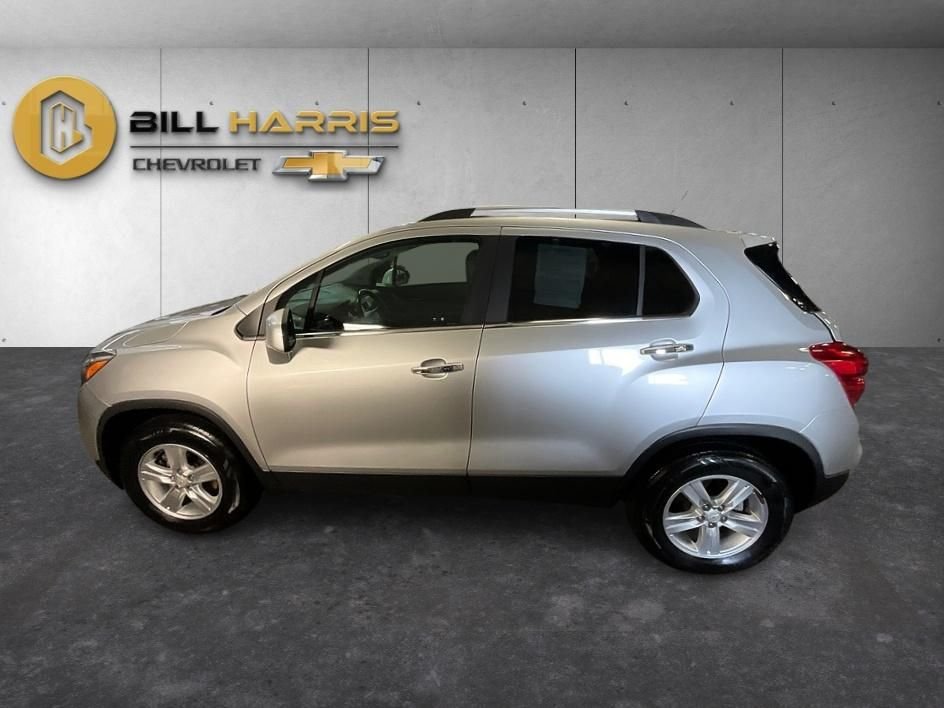 Used 2020 Silver Chevrolet LT image 13