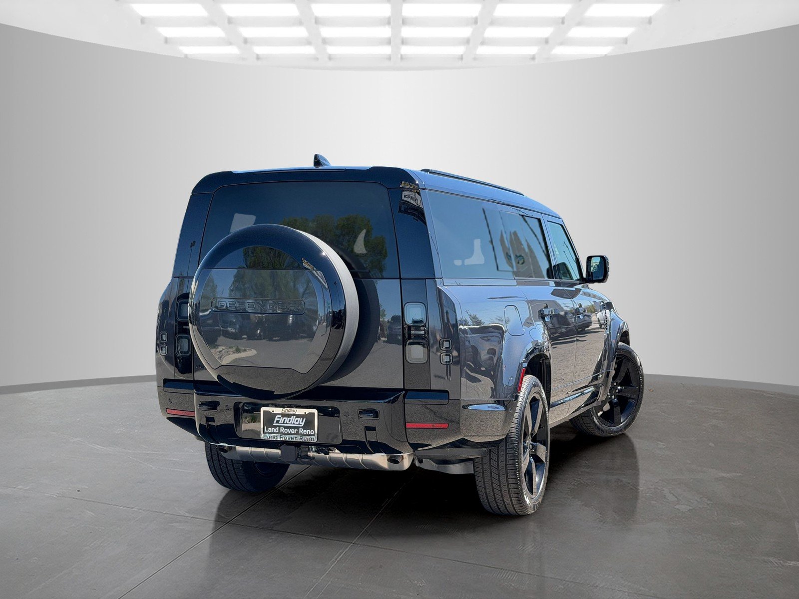 2026 Land Rover Defender X - Photo 5