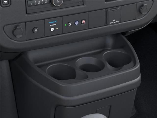 New 2025 Summit White Chevrolet 1WT image 23
