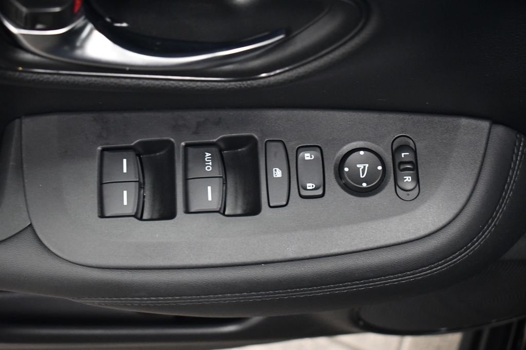 2023 Honda HR-V LX - Photo 16