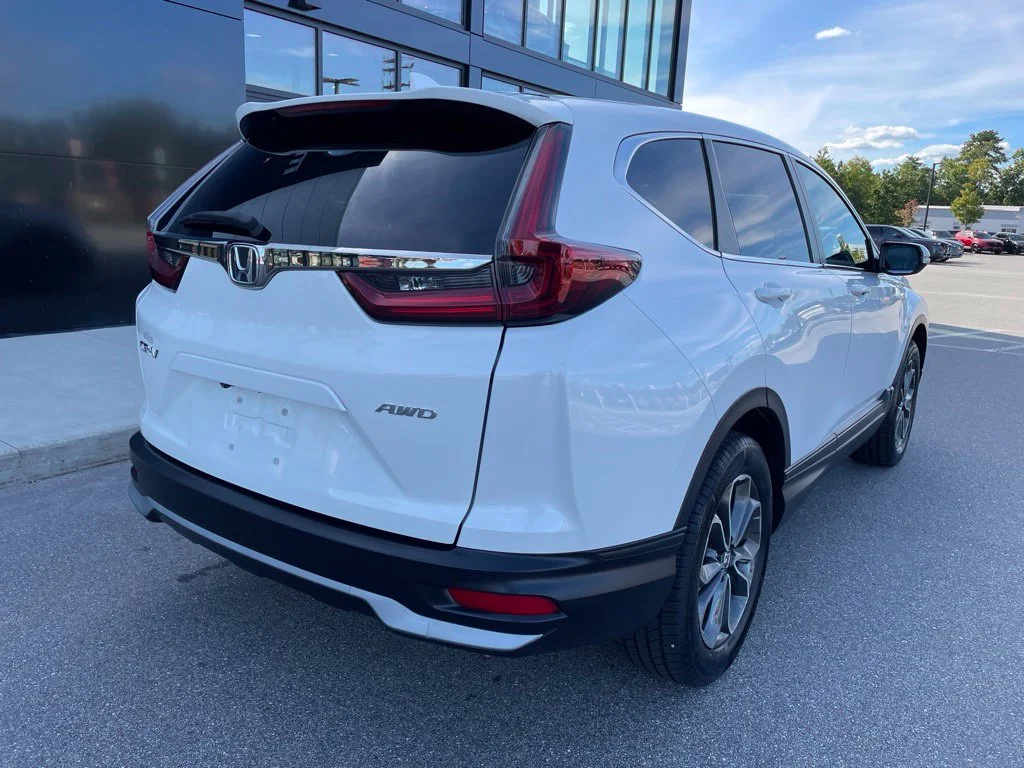 Used 2021 White Honda EX image 5