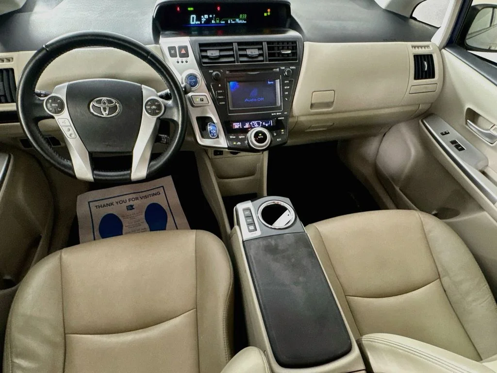 Used 2013 Blue Toyota Five image 24