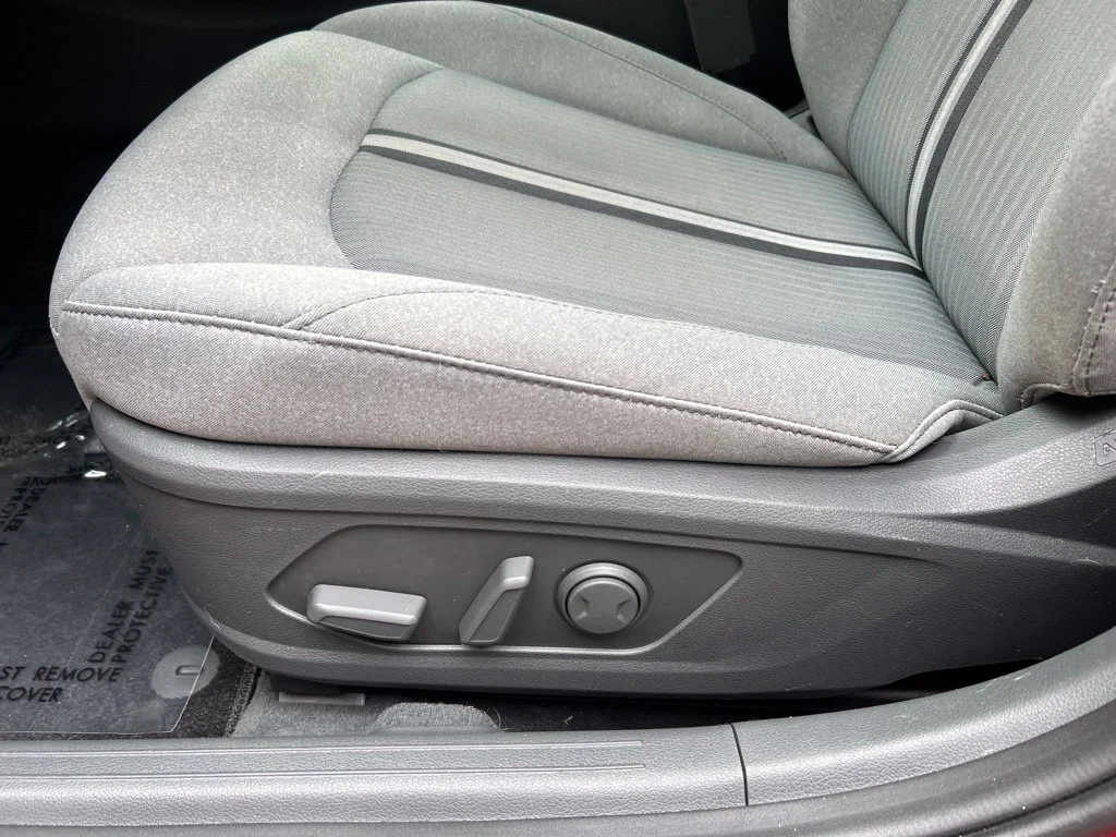 Used 2020 Red Hyundai SEL image 15