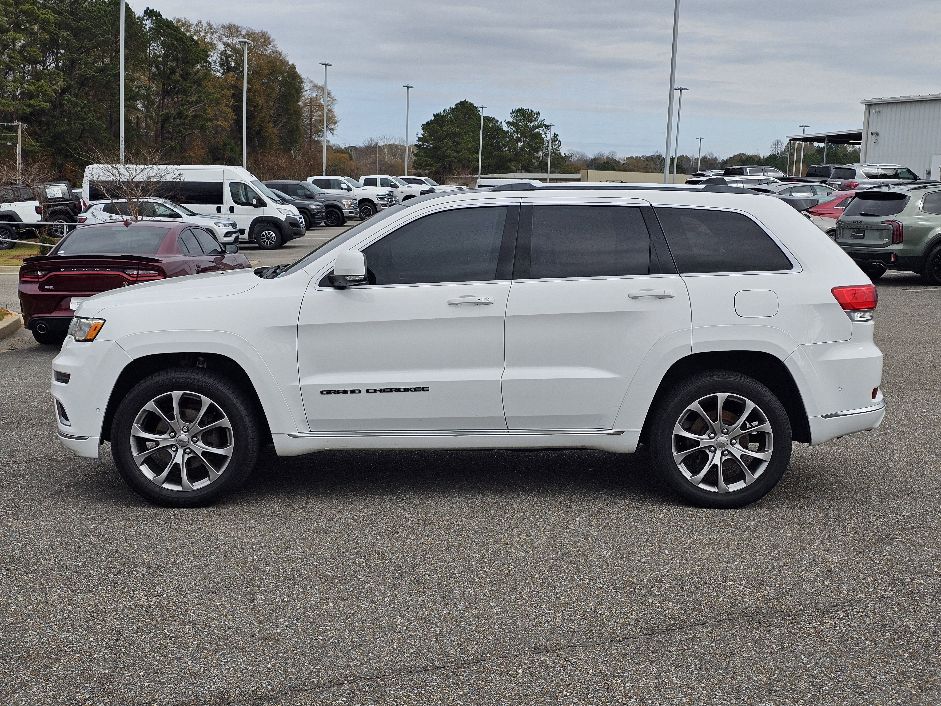 2020 Jeep Grand Cherokee Summit - Photo 14