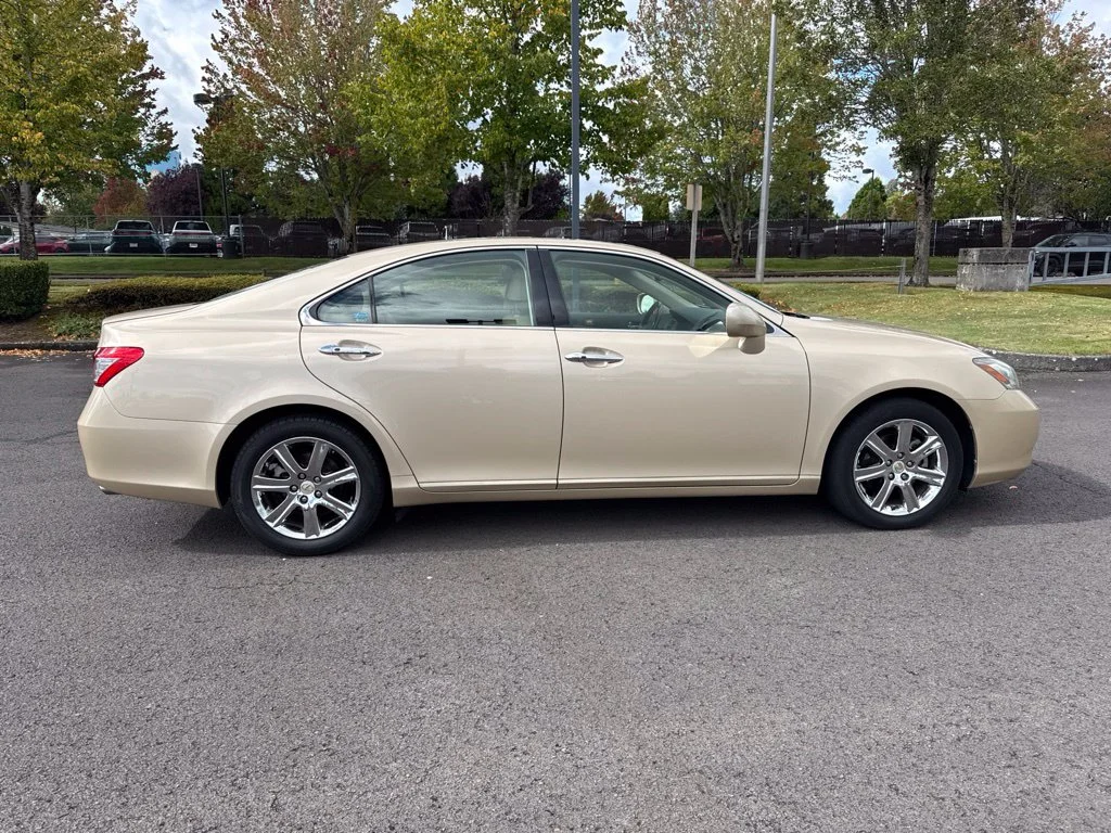 Used 2007 Golden Almond Metallic Lexus 350 image 8