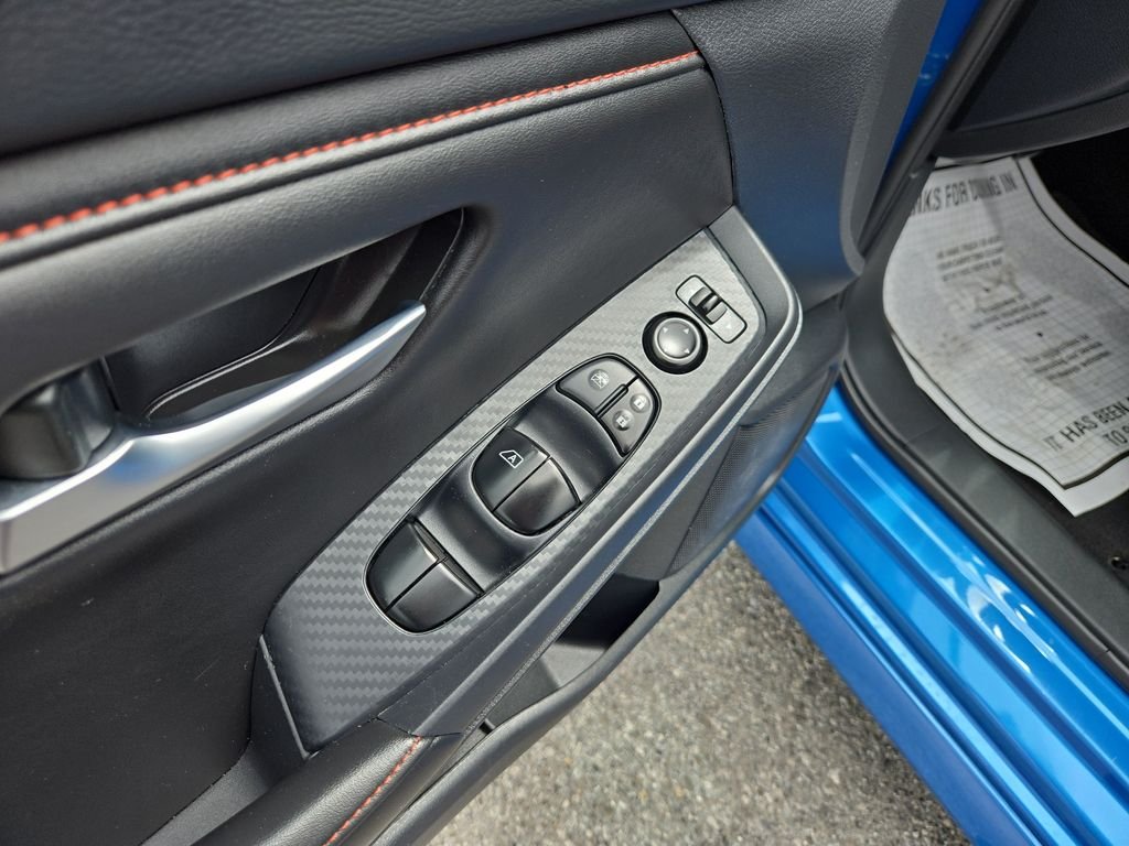 Used 2025 Electric Blue Metallic Nissan SR image 12