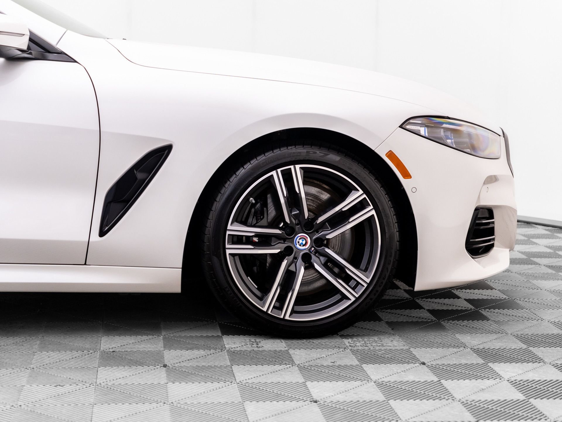 Certified Used 2025 Mineral White Metallic BMW 840 image 31