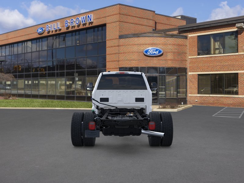 2025 Ford F-450 Super Duty Chassis Cab XL - Photo 27