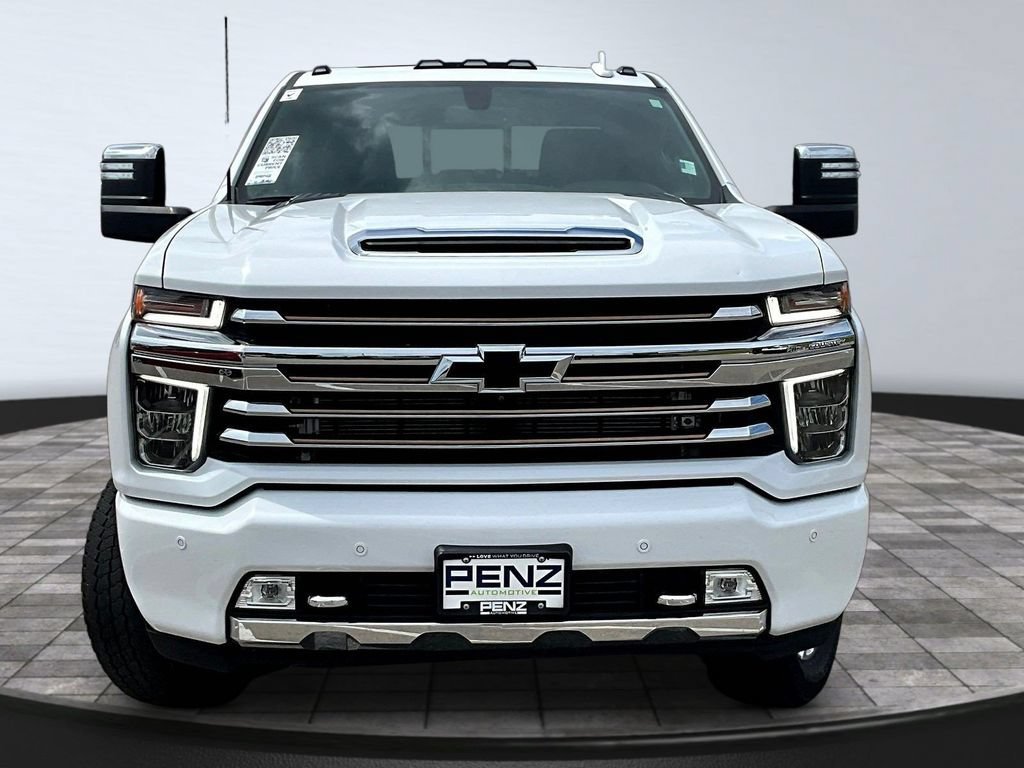 Used 2022 Chevrolet Silverado 3500HD High Country with VIN 1GC4YVEY9NF121376 for sale in Spring Valley, Minnesota