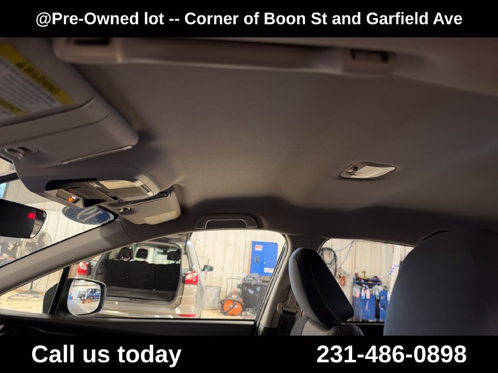 Used 2019 Gray Subaru 2.0i Premium image 13