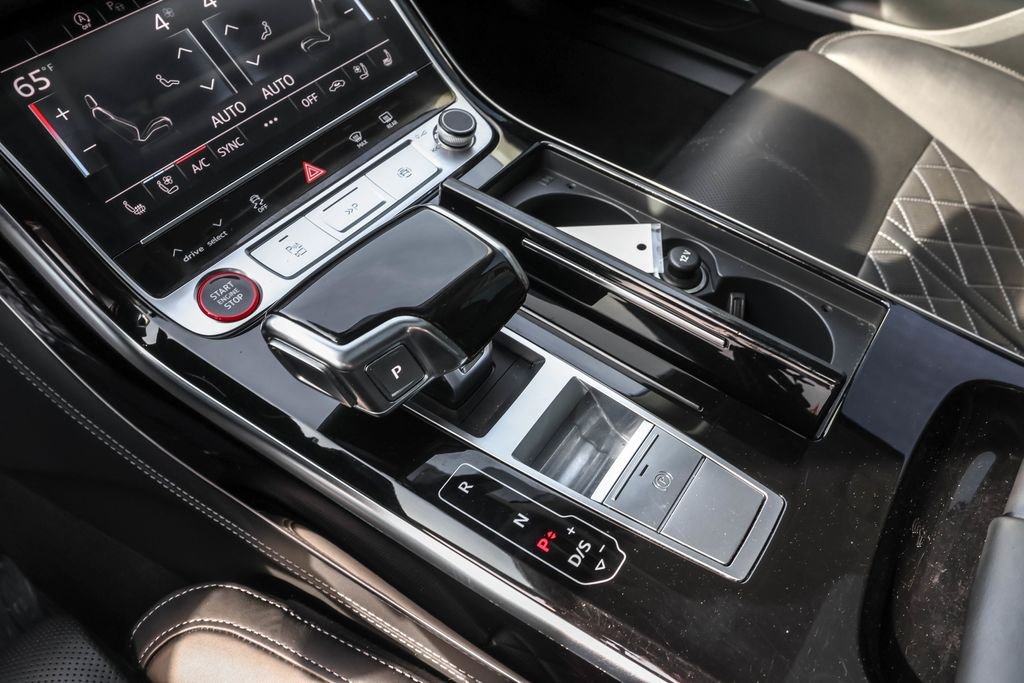 2023 Audi S8 Base - Photo 30