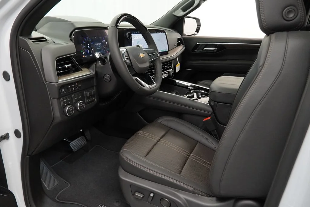 New 2026 Polar White Tricoat Chevrolet High Country image 11