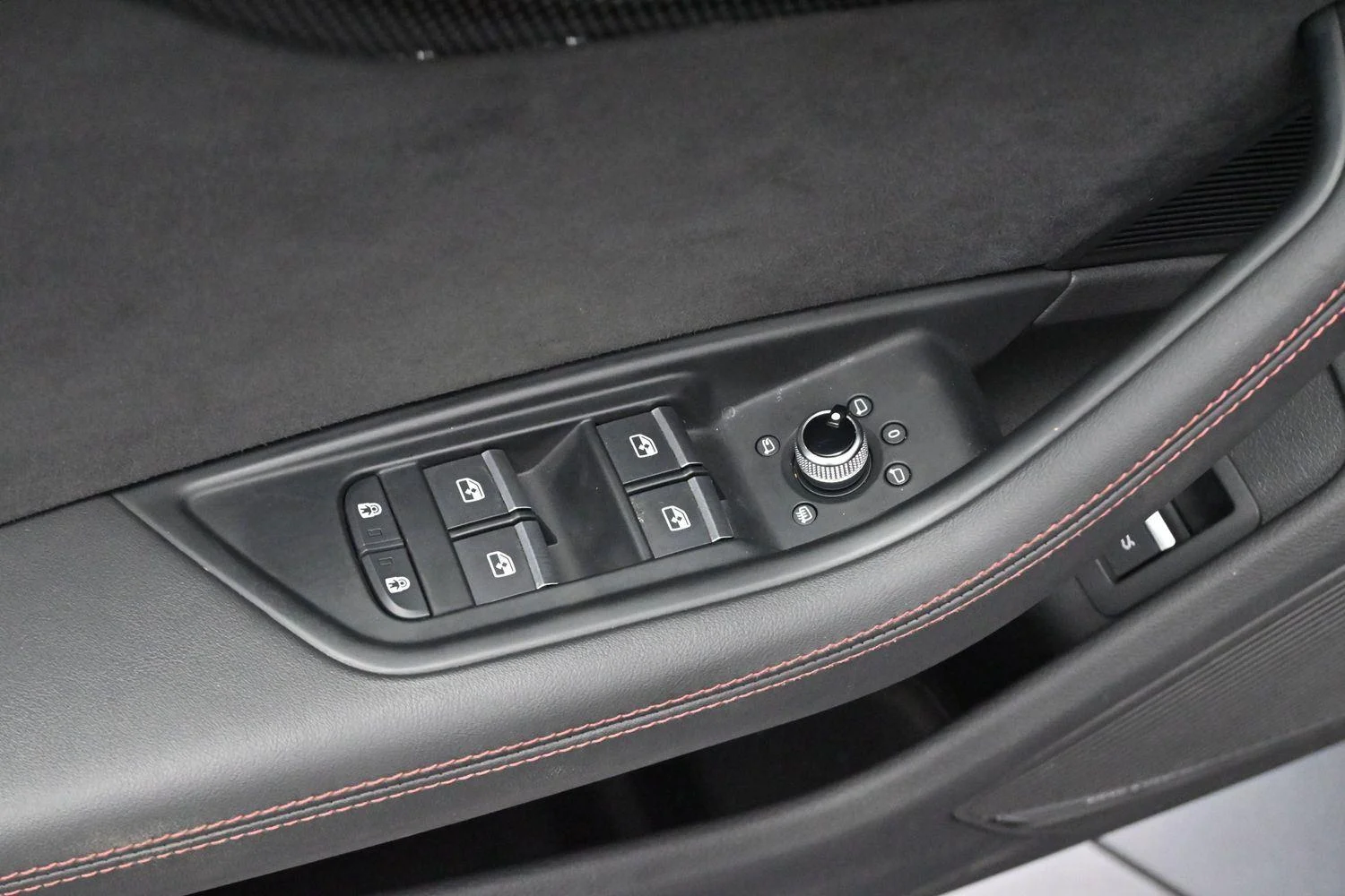Used 2024 Daytona Gray Pearl Effect Audi Premium Plus image 11