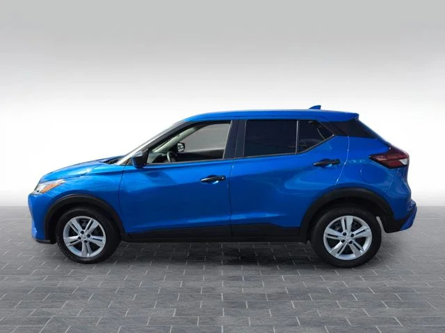 Used 2025 Blue Nissan S image 4