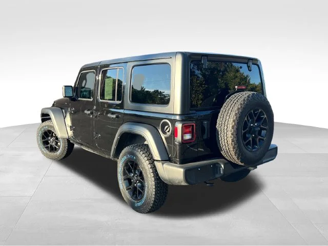 Used 2024 Black Jeep Sport S image 4