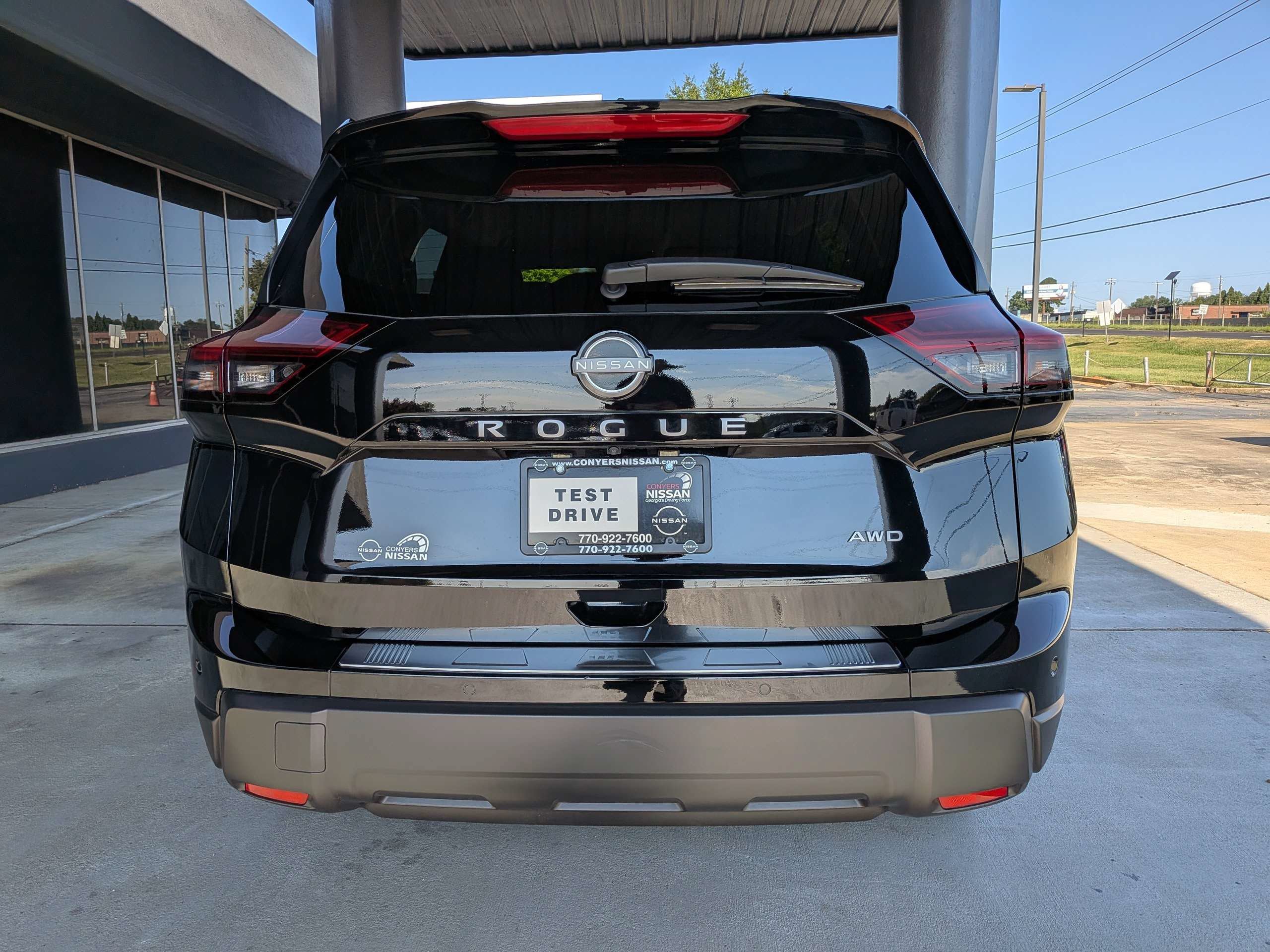 Used 2026 Black Nissan SV image 4
