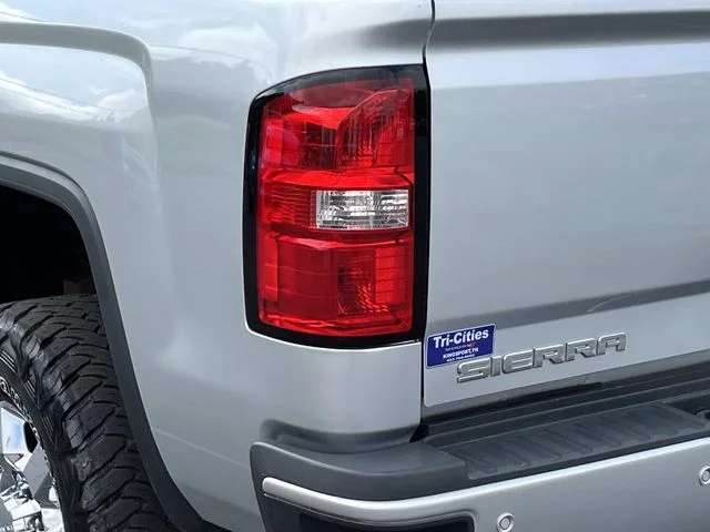Used 2018 Silver GMC Denali image 6