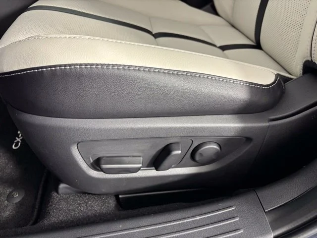 2026 Mazda CX-50 Premium Plus - Photo 18