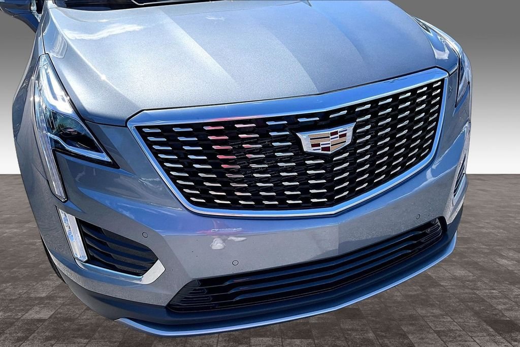 Used 2021 Satin Steel Metallic Cadillac Premium Luxury image 4