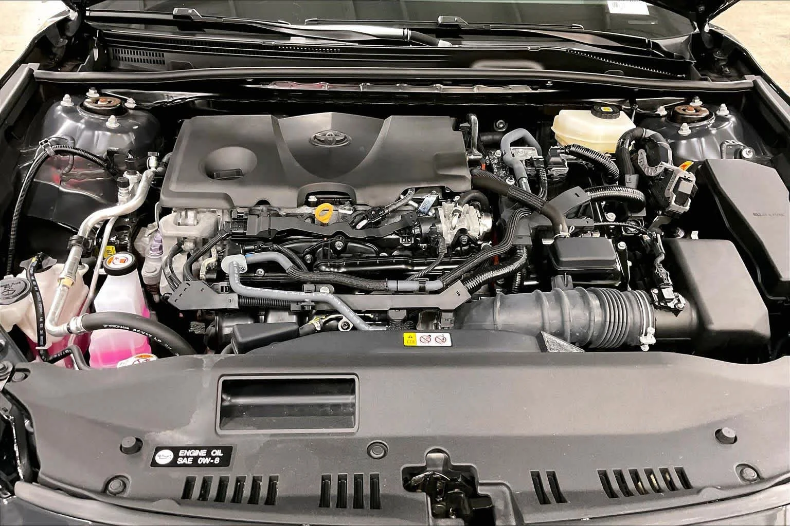 Used 2025 Underground Toyota LE image 31