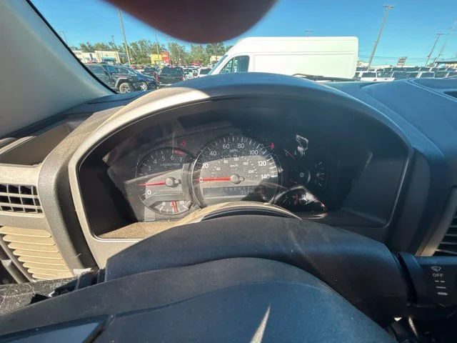 Used 2004 Gray Nissan LE image 7